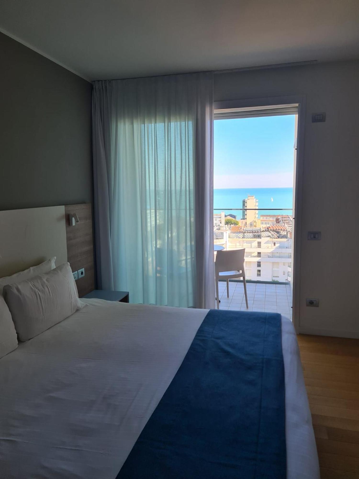 Hesperia Hotel & Residence Lido di Jesolo Room photo