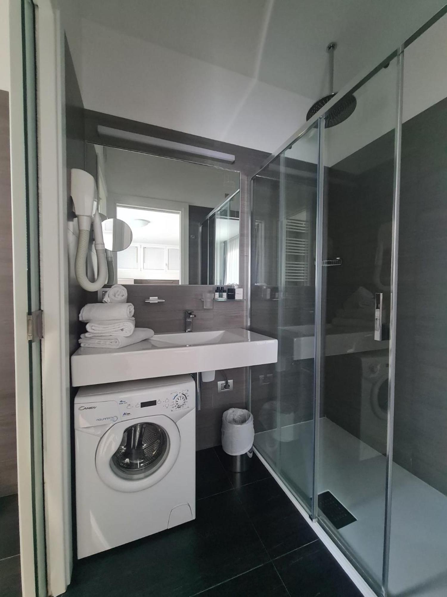 Hesperia Hotel & Residence Lido di Jesolo Room photo